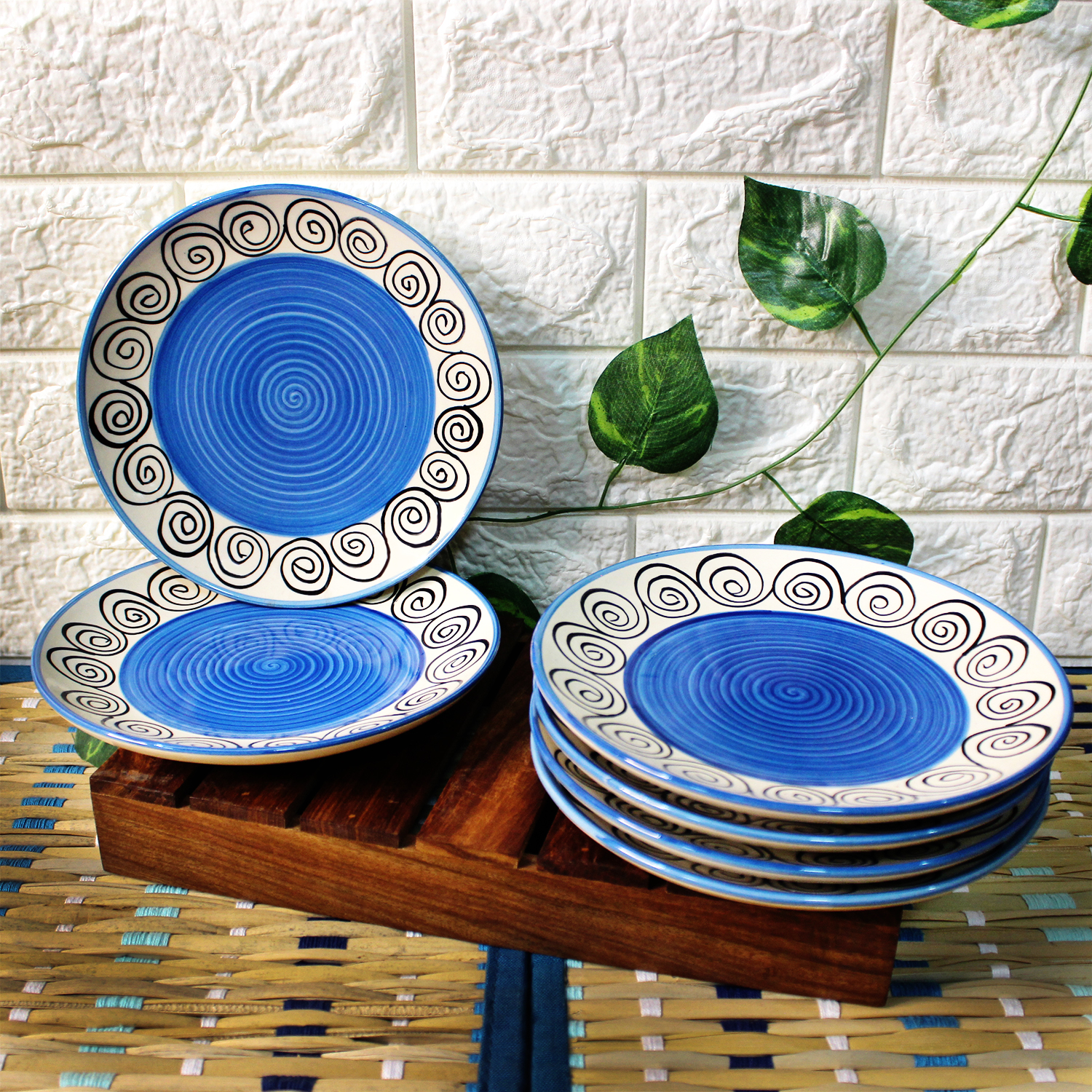 The Artisan Emporium Set Of 6 Quarter Plates Blue Swirl