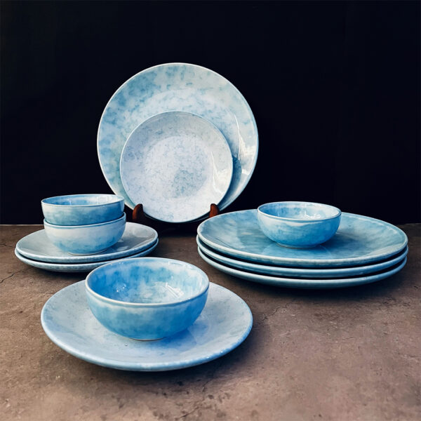 Neelam Ceramic Dinner Set Of 12 Pieces