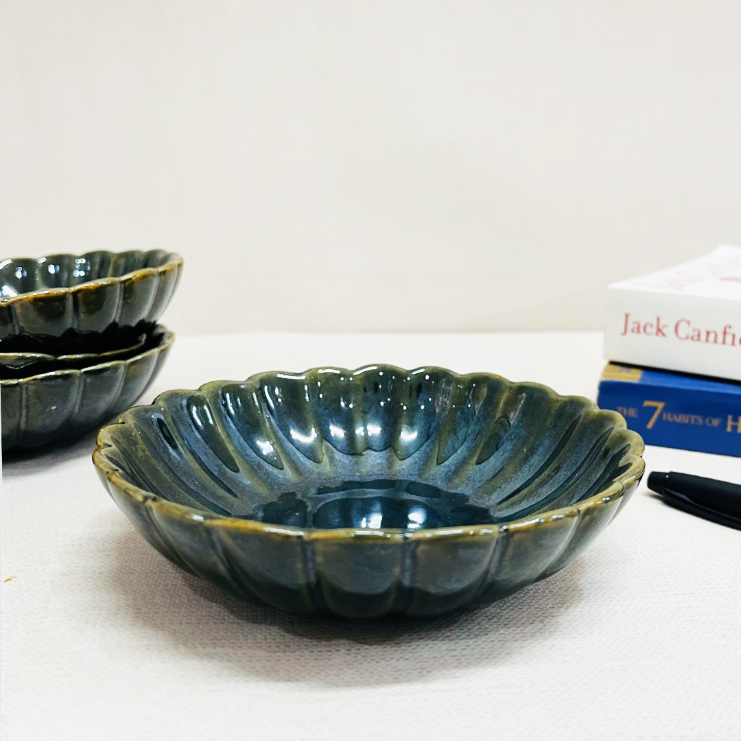 Forest Green Small Ceramic Snack Bowl - The Artisan Emporium
